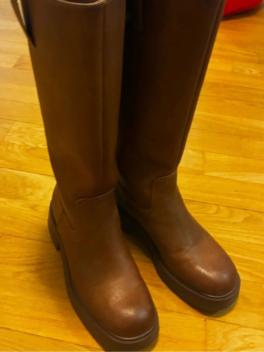 Bershka Tall Brown Over-the-Knee Platform Boots